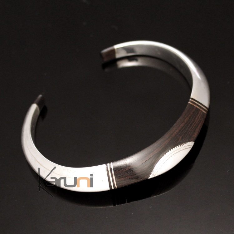 Bracelet inspired by the Tuareg in sterling silver and ebony handmade by Tuareg craftsmen of Agadez, Niger