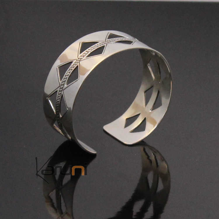 Karuni 960 Silver Exclusive Cuff  E01