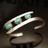 Turquoise sterling silver bracelet