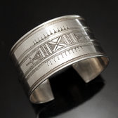 Ethnic Cuff Bracelet Sterling Silver Jewelry Large Engraved Tuareg Tribe Design 08