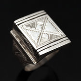 Ethnic Signet Ring Sterling Silver Jewelry Square Voluminous Men/Women Tuareg Tribe Design 09 b