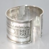 Ethnic Cuff Bracelet Sterling Silver Jewelry Large Engraved Tuareg Tribe Design 04 c